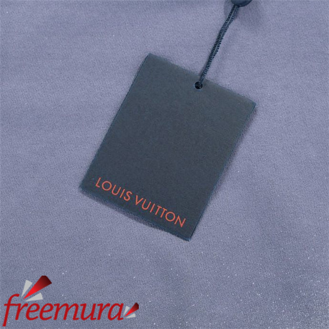 697061635752596_.pic.jpg