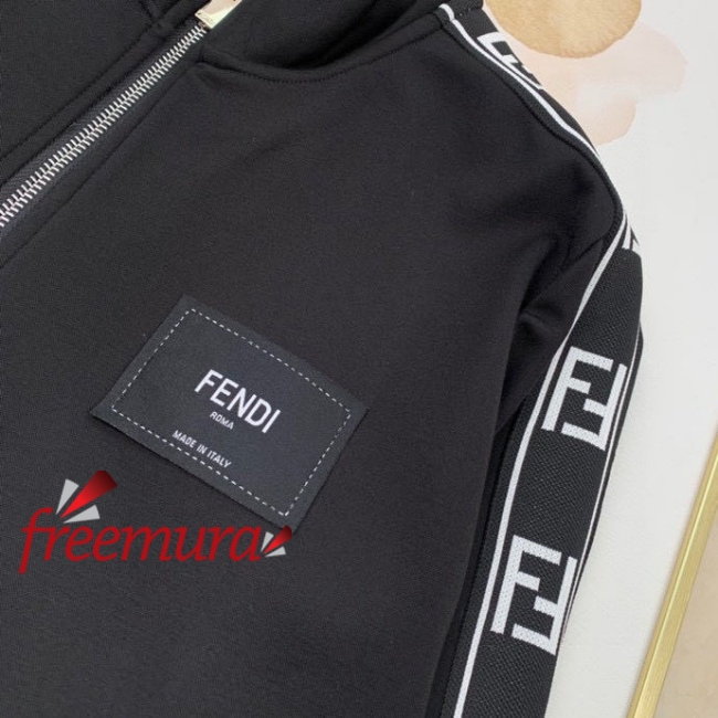 batch_18641673512863_.pic.jpg