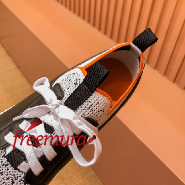batch_4351684308398_.pic.jpg