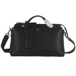 펜디 바이 더 웨이백 블랙