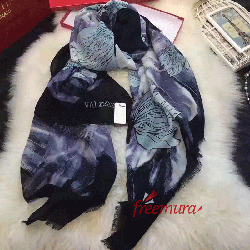 발렌티노  스카프