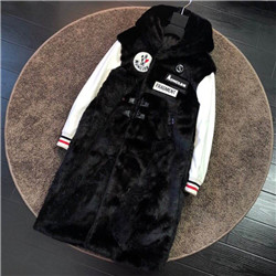 몽클레어  M-784555