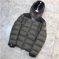 몽클레어  M-7897676