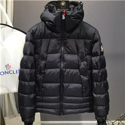 몽클레어  M-80989