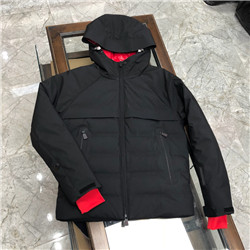 몽클레어  M-7538782