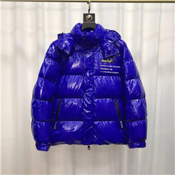 몽클레어  M-587878