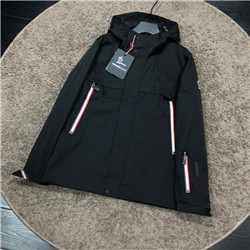 몽클레어  M-5673637