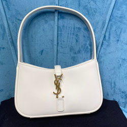 입생로랑 핸드백 710318