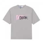 디올  D-49365
