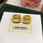 미우미우 M-7983