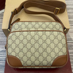 구찌 숄더백 821160-1