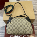 구찌 숄더백 815218-3